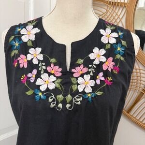 Embroidered Floral Cotton Dress Sz M 32 Boho Folk Festival Mexican Cottagecore